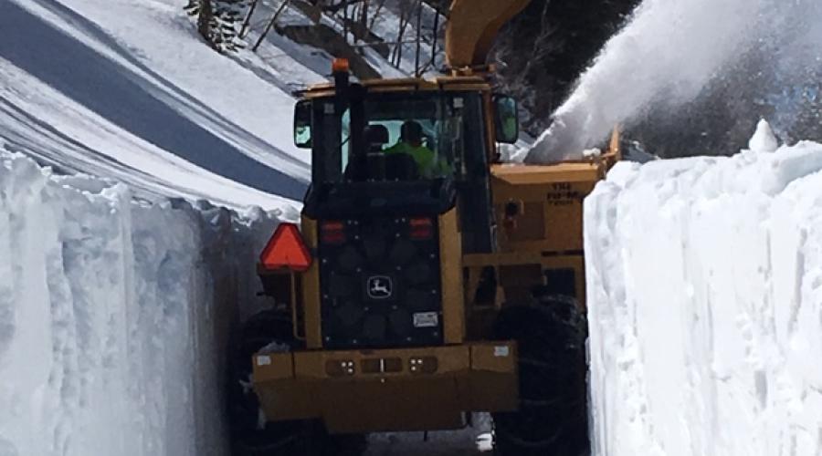 Clearing Snow South Lake 7'-8'